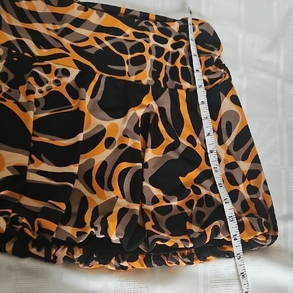 Guess by Marciano Vibrant Abstract Bubble Hem Mini Skirt - Picture 8 of 16